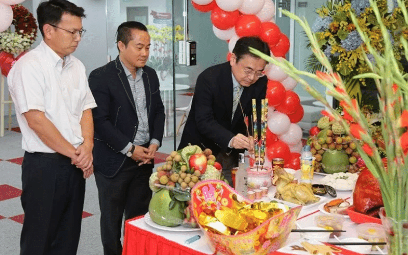 ngay-chuyen-van-phong-tot-nam-2024-theo-duong-dich